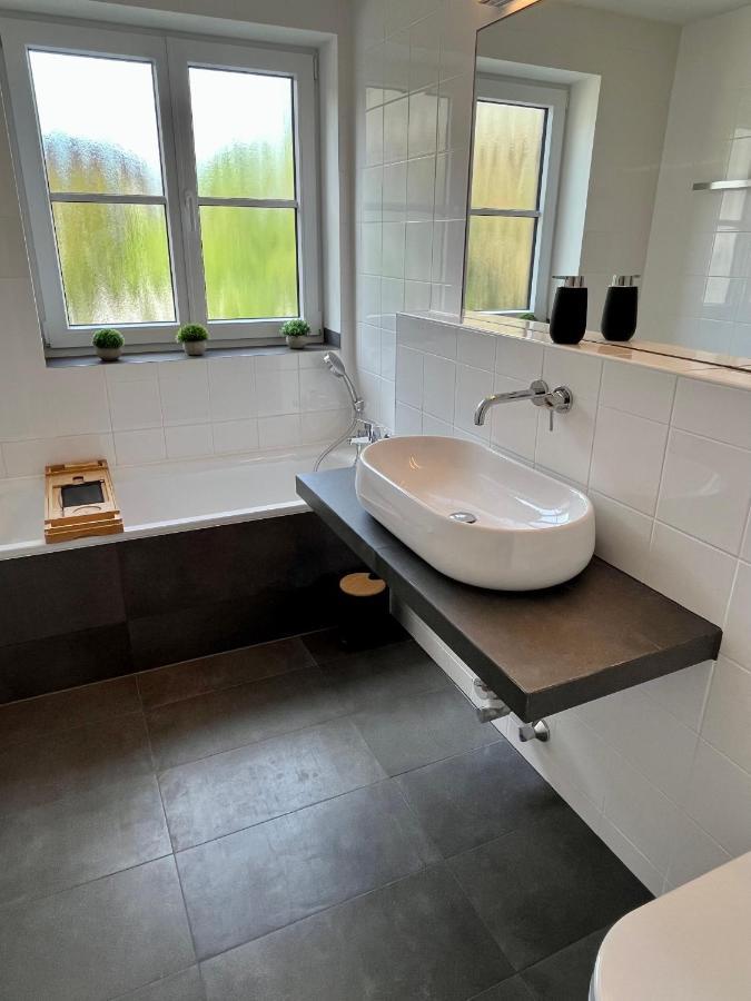 Apartamento Uniqe I Stilvolle 115Qm I Terrasse I Bbq Feldafing Exterior foto